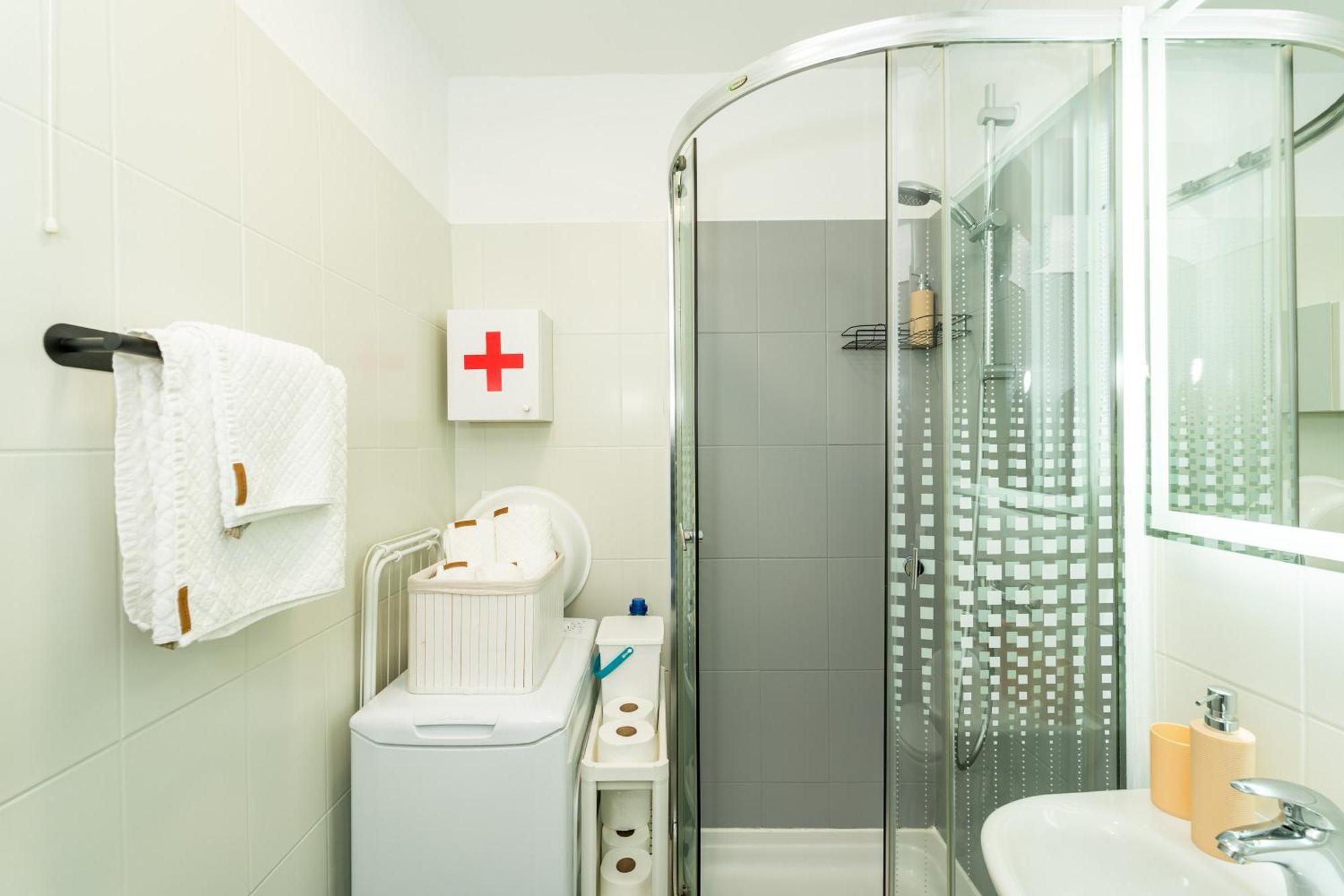 Lapad Sunshine Apartment Дубровник Екстериор снимка