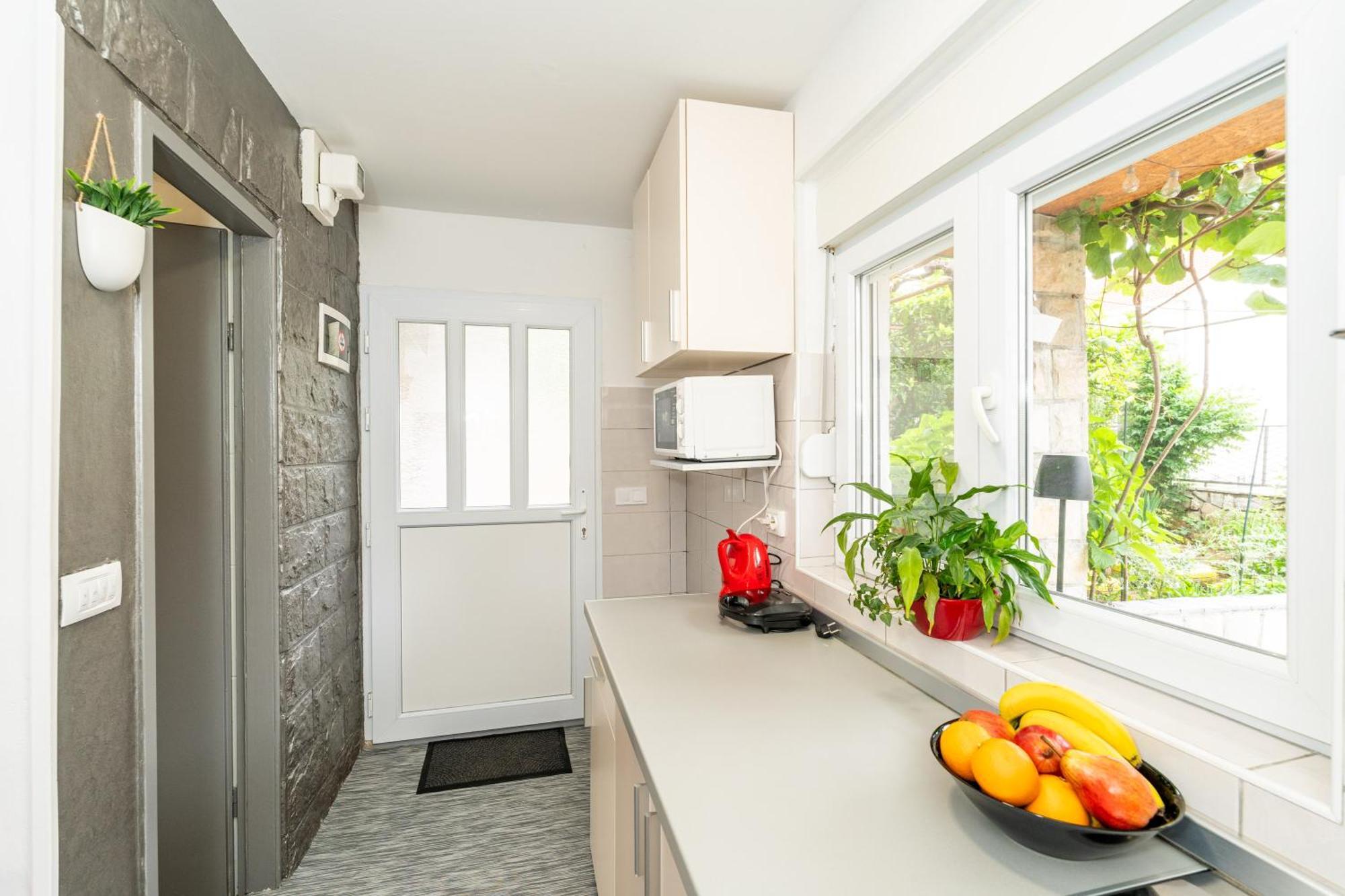 Lapad Sunshine Apartment Дубровник Екстериор снимка