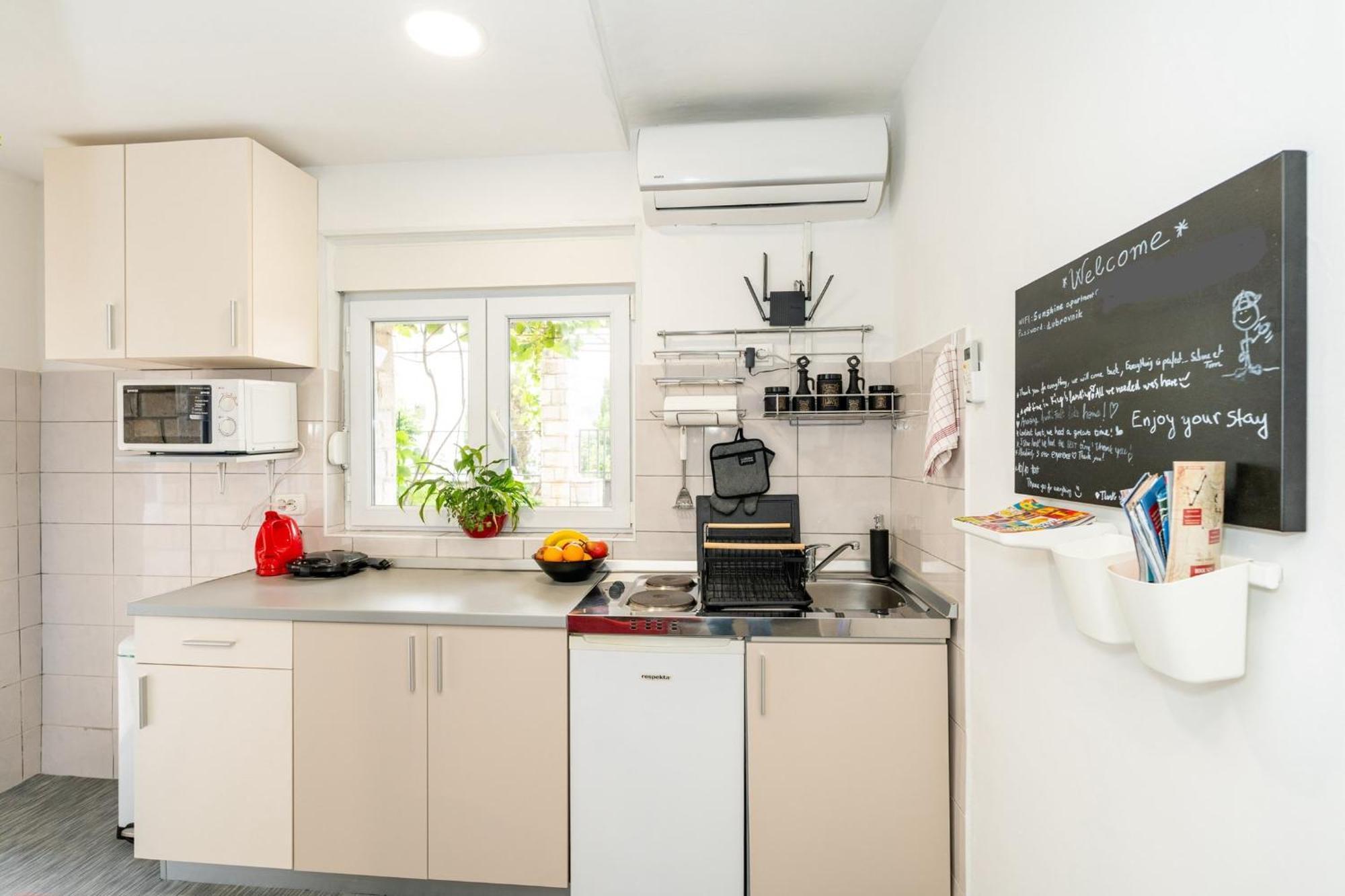 Lapad Sunshine Apartment Дубровник Екстериор снимка