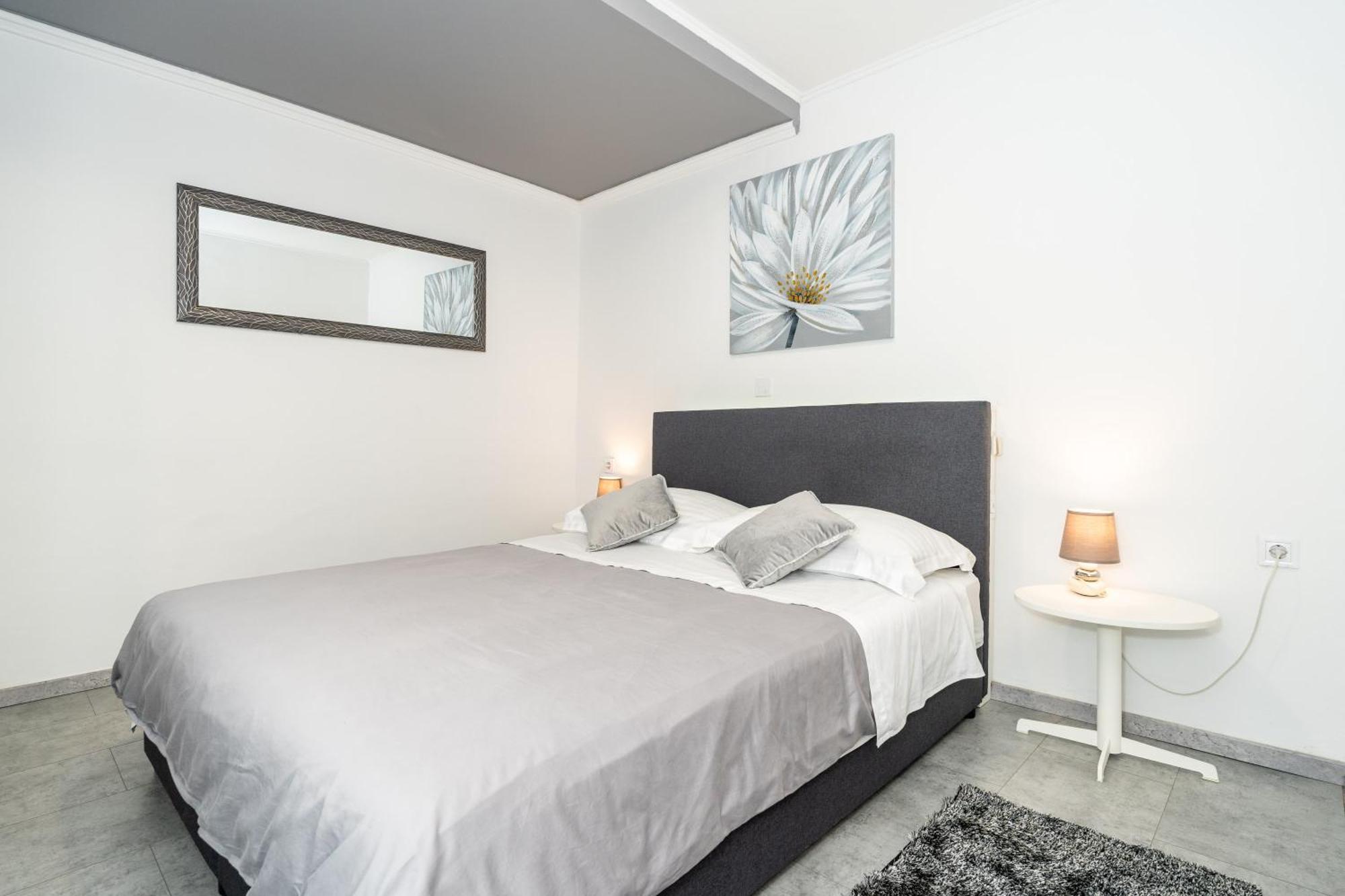 Lapad Sunshine Apartment Дубровник Екстериор снимка